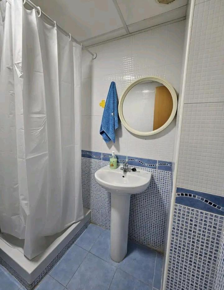 Habitacion En Piso Compartido Cerca De Playa Appartement Xilxes  Buitenkant foto