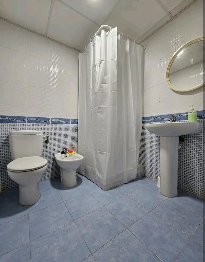 Habitacion En Piso Compartido Cerca De Playa Appartement Xilxes  Buitenkant foto